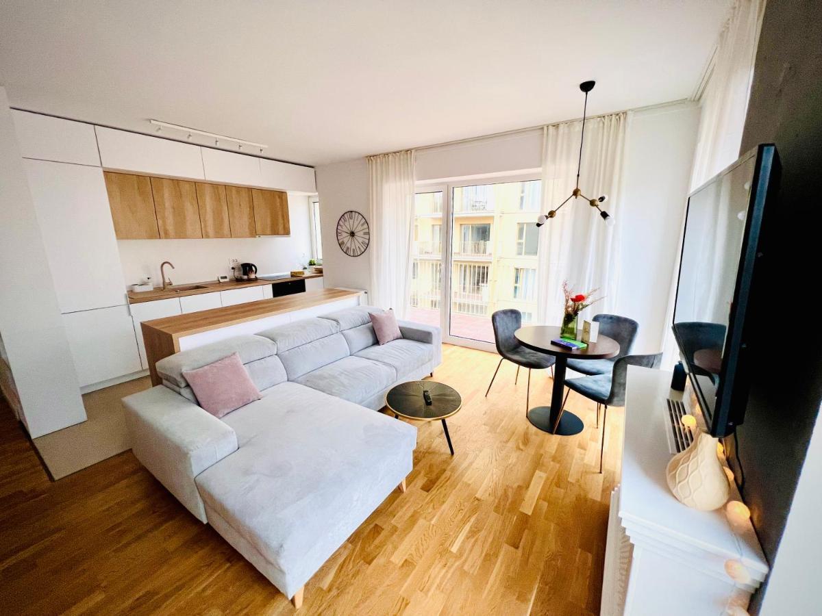 Exquisite - Two Bedroom Apartment Bucarest Exterior foto